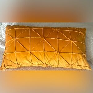 JWTT Gold Soft Velvet Rectangular Geometric Pillow Cover. 13”x 24”. NWOT